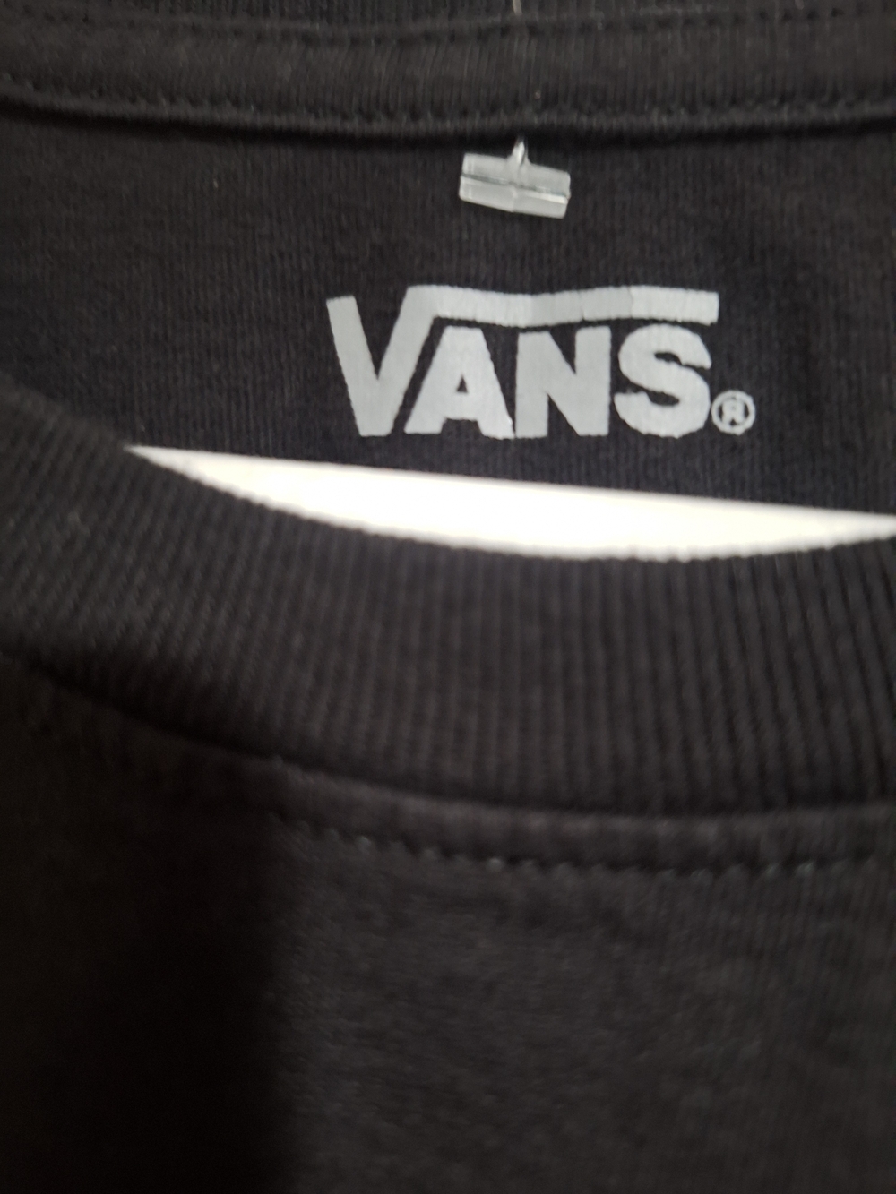 Vans Men's Black 'Off The Wall' Skull Floral Long Sleeve Shirt - Picture 3 of 6